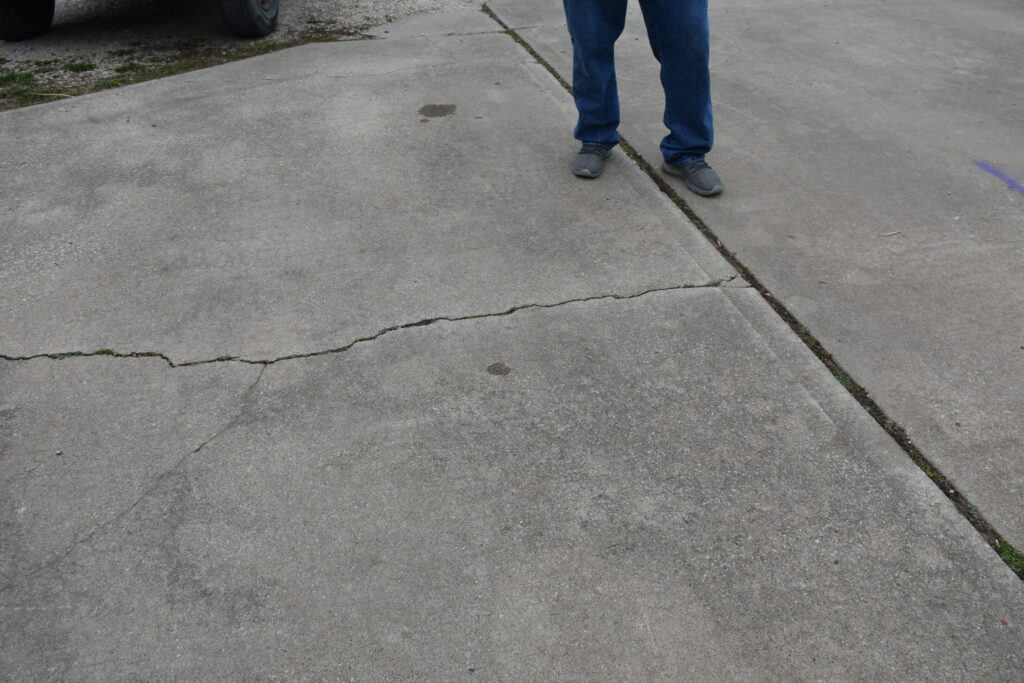 Common Home Issues - Cracked Driveway