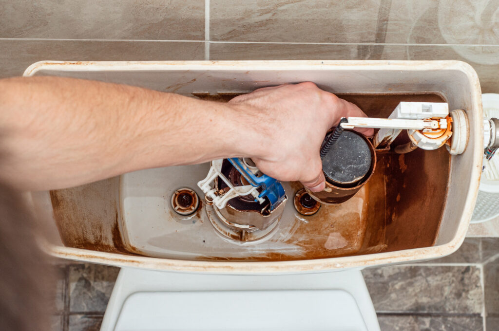 Adjusting toilet water float